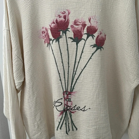 long sleeve top sweater roses . Chic. Woman - Picture 3 of 9